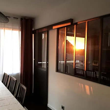 Apartment Vue Degagee, Cuisine Moderne Et Wifi