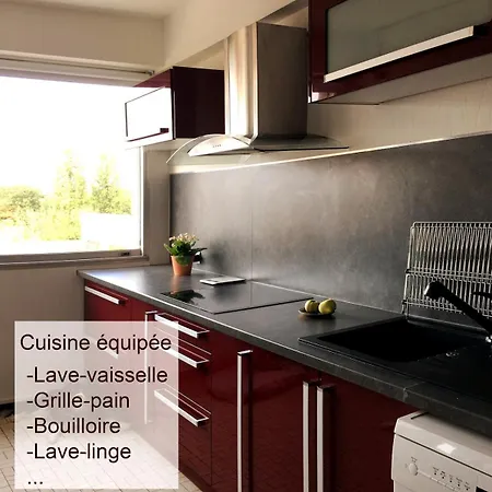 Vue Degagee, Cuisine Moderne Et Wifi *