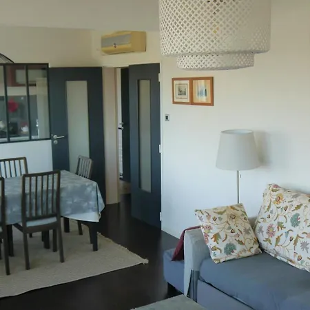 Apartment Vue Degagee, Cuisine Moderne Et Wifi *