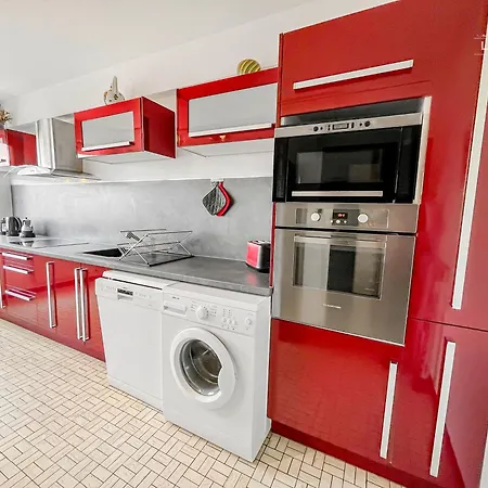 Apartment Vue Degagee, Cuisine Moderne Et Wifi *