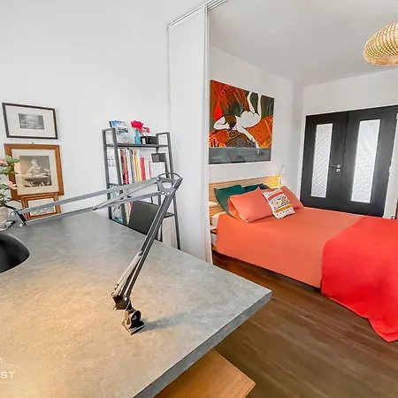 Vue Degagee, Cuisine Moderne Et Wifi * שטרסבורג