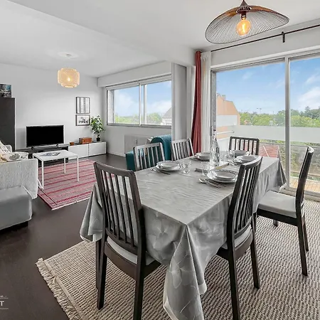 Vue Degagee, Cuisine Moderne Et Wifi * Strasbourg