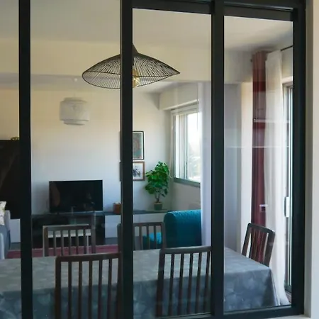 Vue Degagee, Cuisine Moderne Et Wifi *