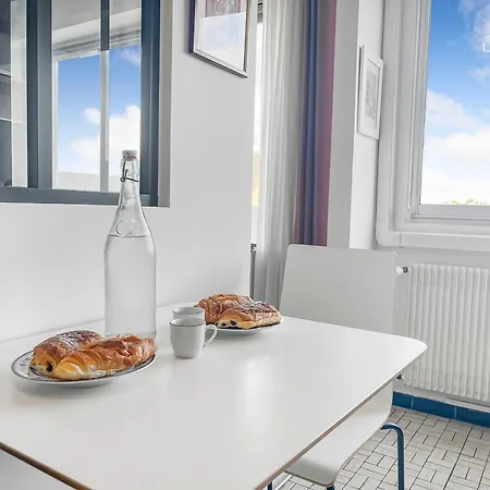 Vue Degagee, Cuisine Moderne Et Wifi