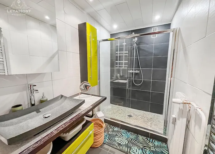 Vue Degagee, Cuisine Moderne Et Wifi Lägenhet Strasbourg