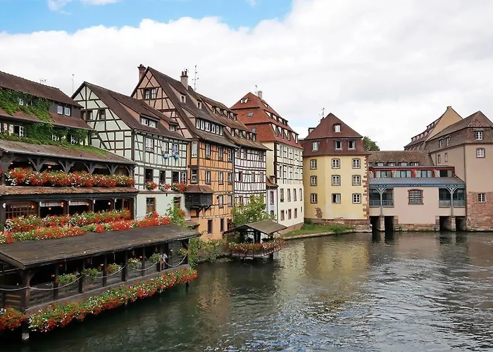 Lägenhet Vue Degagee, Cuisine Moderne Et Wifi Strasbourg